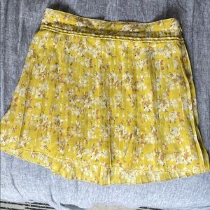 American Eagle vintage Floral Yellow Skirt